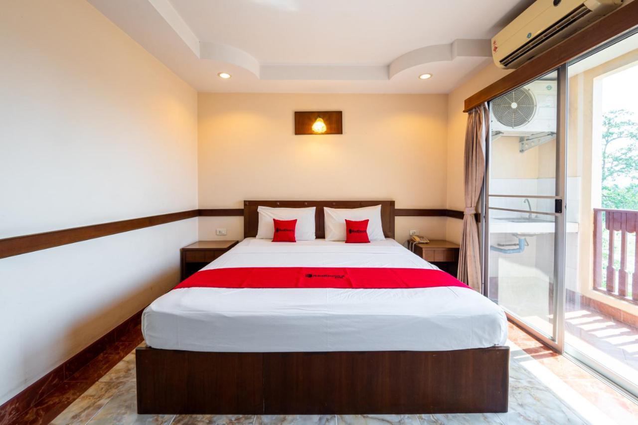 Reddoorz Navin Mansion 3 Pattaya Hotell Eksteriør bilde