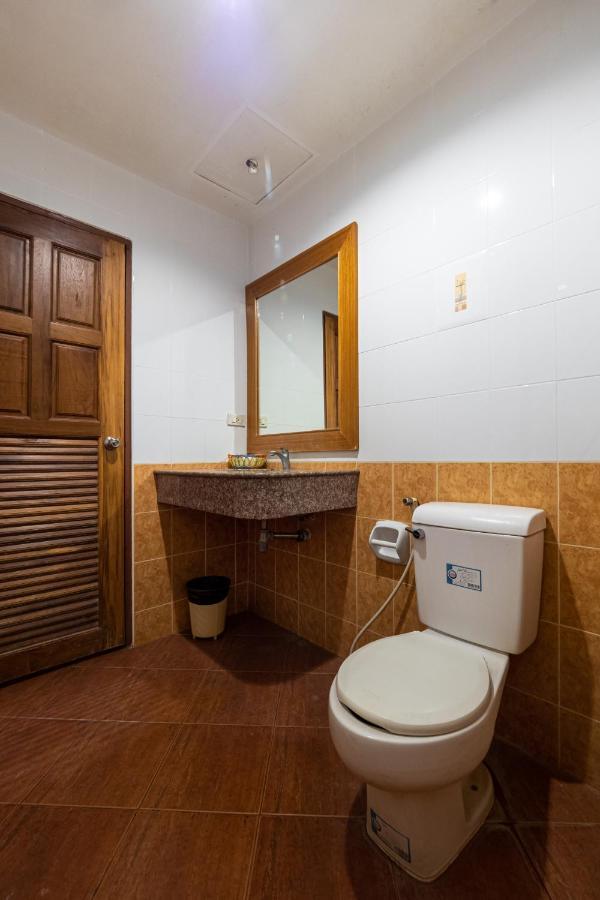 Reddoorz Navin Mansion 3 Pattaya Hotell Eksteriør bilde