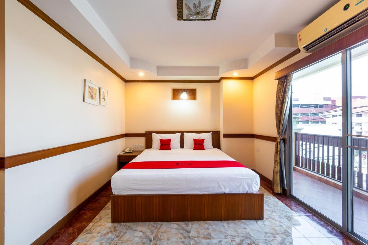Reddoorz Navin Mansion 3 Pattaya Hotell Eksteriør bilde