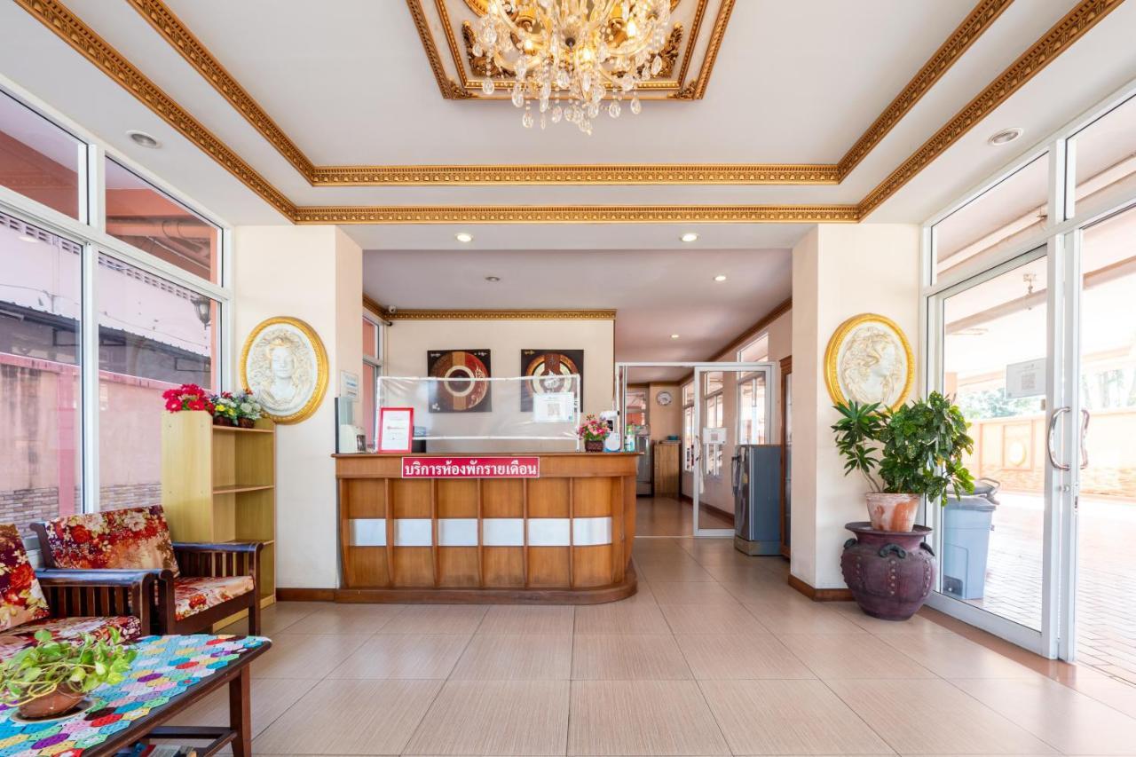 Reddoorz Navin Mansion 3 Pattaya Hotell Eksteriør bilde