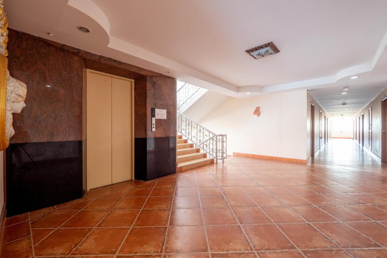 Reddoorz Navin Mansion 3 Pattaya Hotell Eksteriør bilde